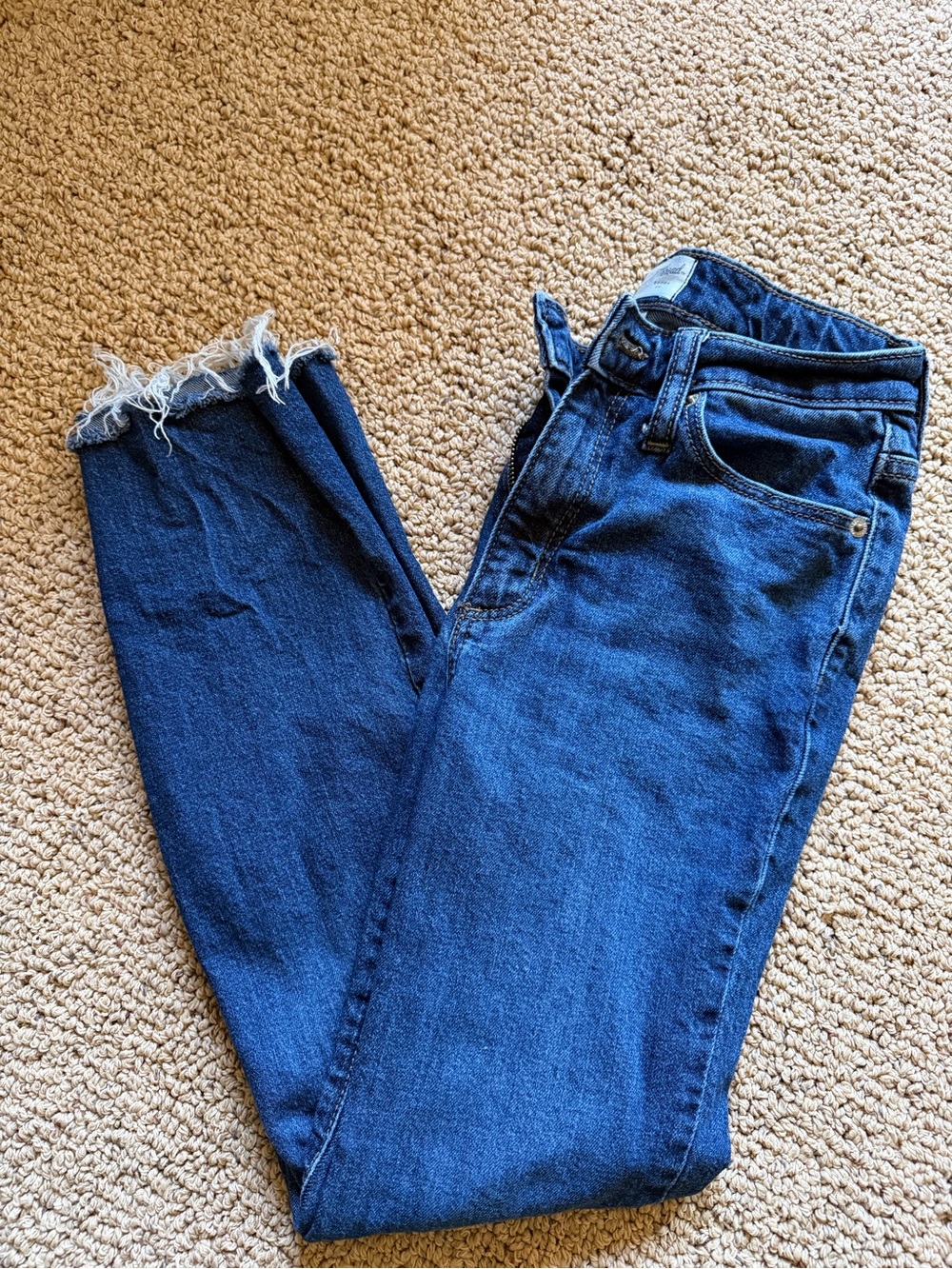 Universal Thread Women's Dark Blue Frayed Ankle Jeans